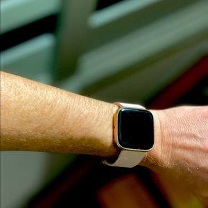 Versa 2 rose gold and pink! 💕